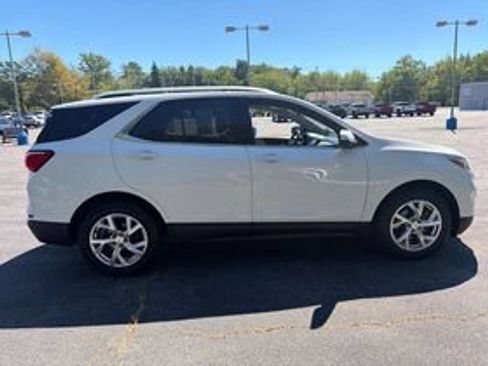 Used 2019 Chevrolet Equinox LT AWD/4WD image 3