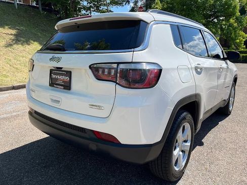 Used 2019 Jeep Compass Latitude w/ Popular Equipment Group AWD/4WD image 36