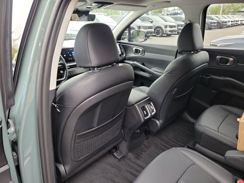 New 2026 Kia Sorento EX FWD image 17