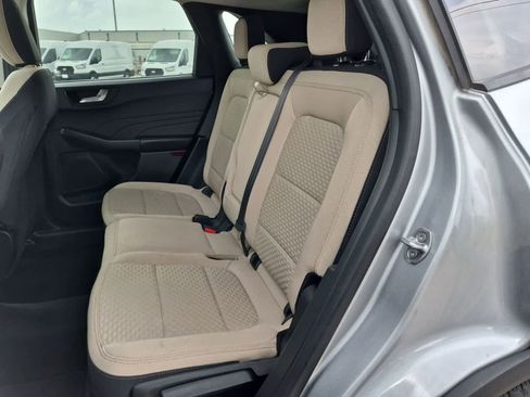 Used 2021 Ford Escape SE w/ SE Sport Appearance Package AWD/4WD image 24
