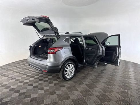Used 2020 Nissan Rogue Sport SV AWD/4WD image 17