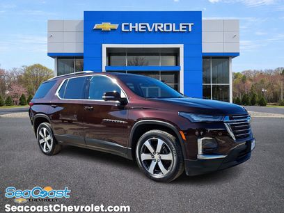 Used 2023 Chevrolet Traverse LT w/ LT Premium Package