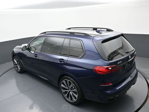 Used 2022 BMW X7 xDrive40i w/ M Sport Package AWD/4WD image 36