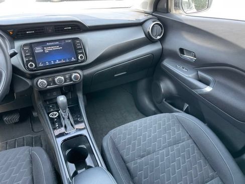Certified 2023 Nissan Kicks SV FWD image 9