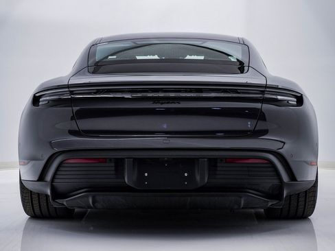 Certified 2025 Porsche Taycan image 11