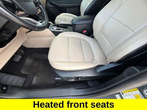 Certified 2022 Ford Escape Titanium AWD/4WD image 17