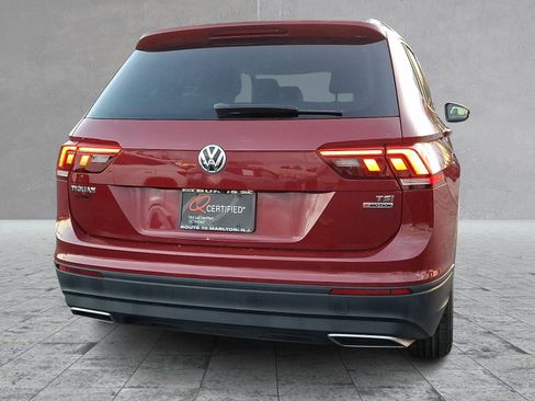Used 2018 Volkswagen Tiguan S image 10