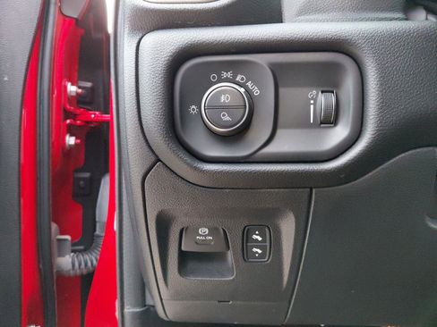 Used 2022 RAM 1500 Big Horn image 33