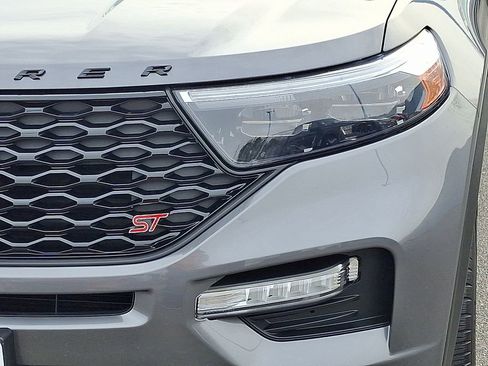 Used 2022 Ford Explorer ST w/ Equipment Group 401A image 11