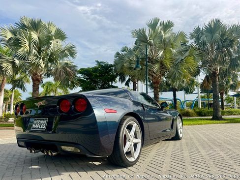 Used 2013 Chevrolet Corvette Coupe w/ 2LT Preferred Equipment Group RWD image 4