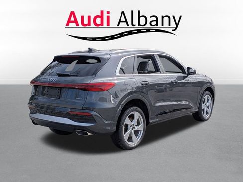 New 2025 Audi Q5 Premium Plus image 4