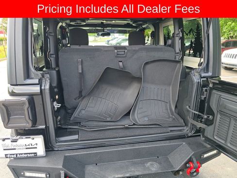 Used 2022 Jeep Wrangler Sport AWD/4WD image 13