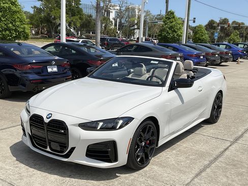 New 2027 BMW M440i Convertible RWD image 9