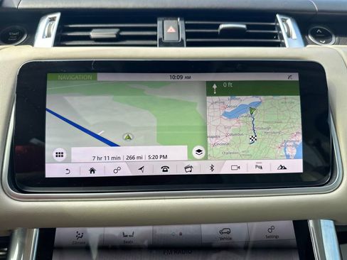 Used 2019 Land Rover Range Rover Sport HSE Dynamic image 30