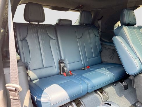 New 2025 Cadillac Escalade IQ Luxury 2 image 29