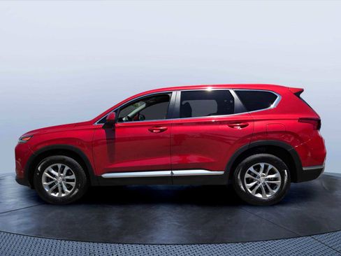 Used 2019 Hyundai Santa Fe SE FWD image 3