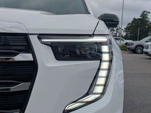 New 2026 GMC Acadia Elevation FWD image 11