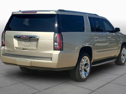Used 2017 GMC Yukon XL Denali w/ Open Road Package AWD/4WD image 13