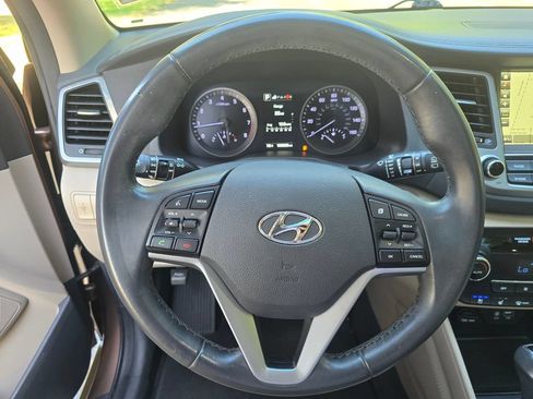 Used 2016 Hyundai Tucson Limited w/ Option Group 03 FWD image 27