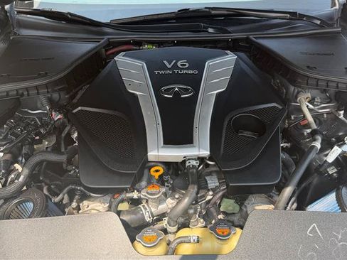 Used 2018 INFINITI Q50 Luxe w/ Essential Package (3.0T Luxe) AWD/4WD image 10