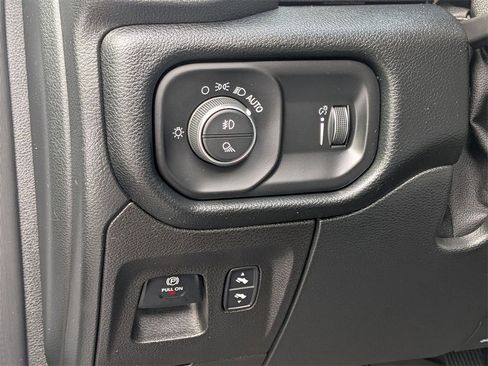 Certified 2022 RAM 1500 Big Horn image 13