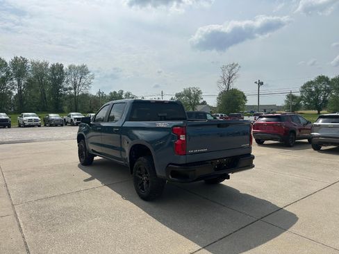 Used 2024 Chevrolet Silverado 1500 Custom Trail Boss AWD/4WD image 6