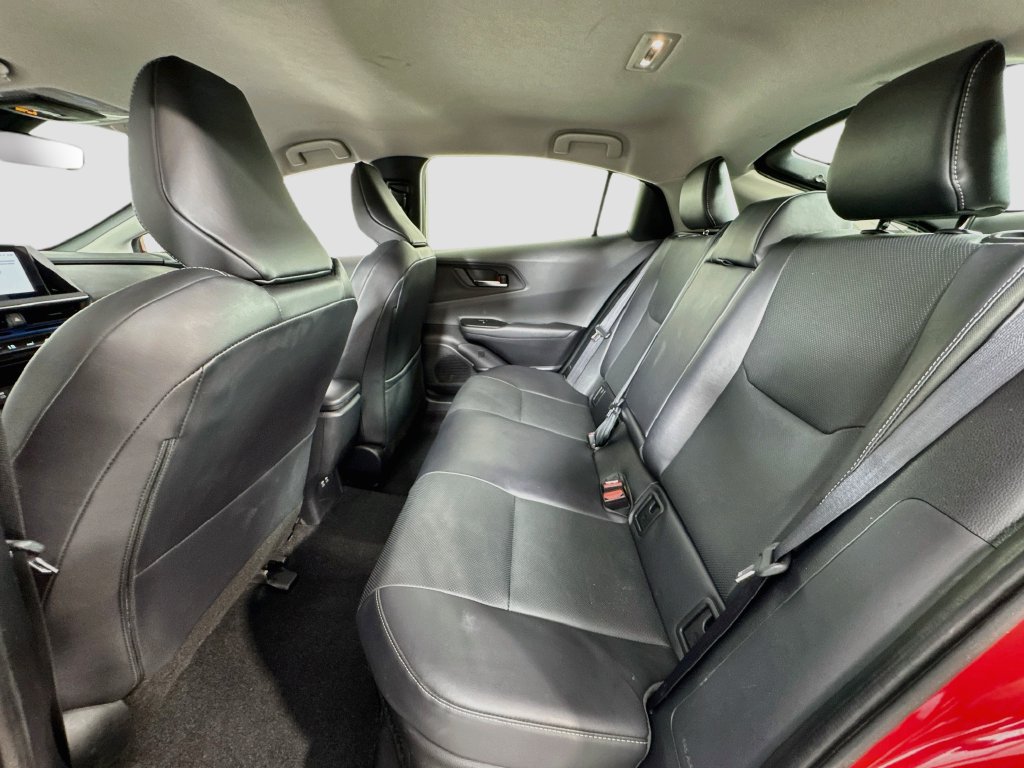 Used 2024 Toyota Prius XLE FWD image 13