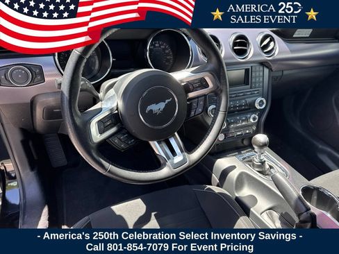 Used 2017 Ford Mustang GT RWD image 2