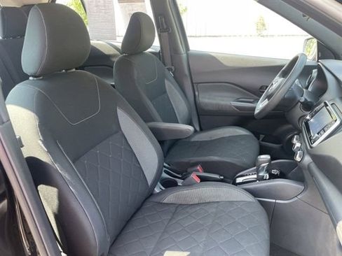 Used 2020 Nissan Kicks S image 15