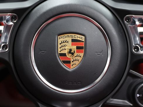 Used 2021 Porsche Cayenne Turbo S AWD/4WD image 29
