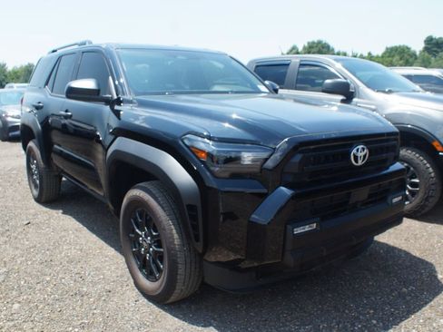 Used 2025 Toyota 4Runner SR5 RWD image 1