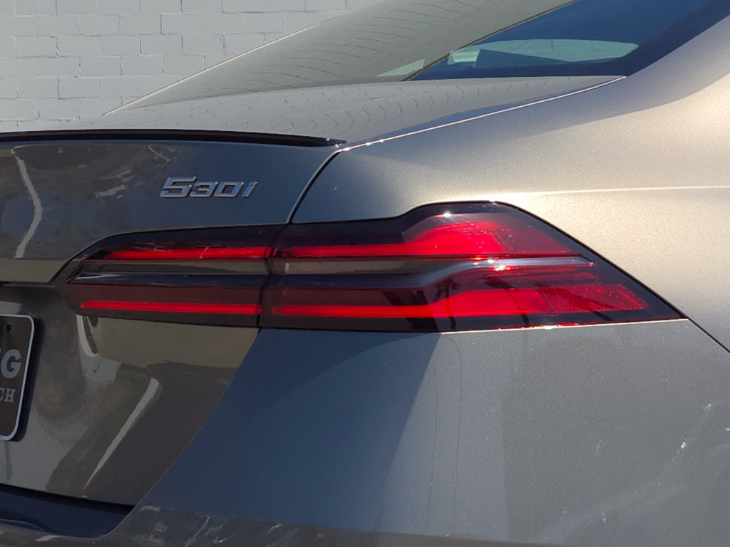 New 2027 BMW 530i w/ M Sport Package RWD image 4