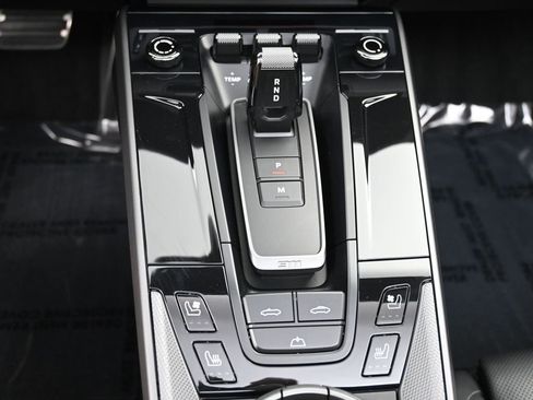 Certified 2025 Porsche 911 Carrera image 20