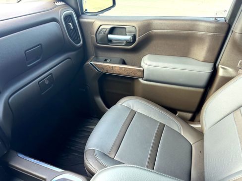 Used 2021 GMC Sierra 1500 Denali w/ Denali Ultimate Package image 35