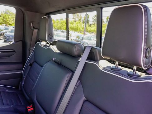 New 2026 GMC Sierra 1500 AT4X AWD/4WD image 12