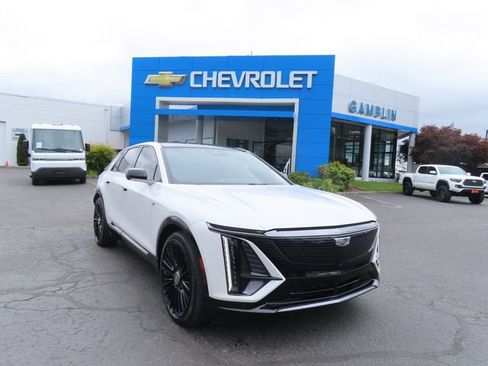 Used 2024 Cadillac Lyriq Sport AWD/4WD image 47