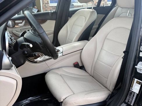 Used 2015 Mercedes-Benz C 300 4MATIC Sedan image 12