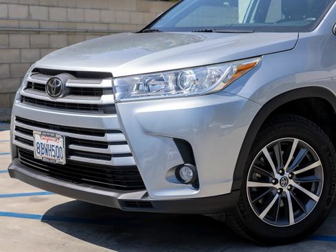 Used 2018 Toyota Highlander XLE FWD image 7