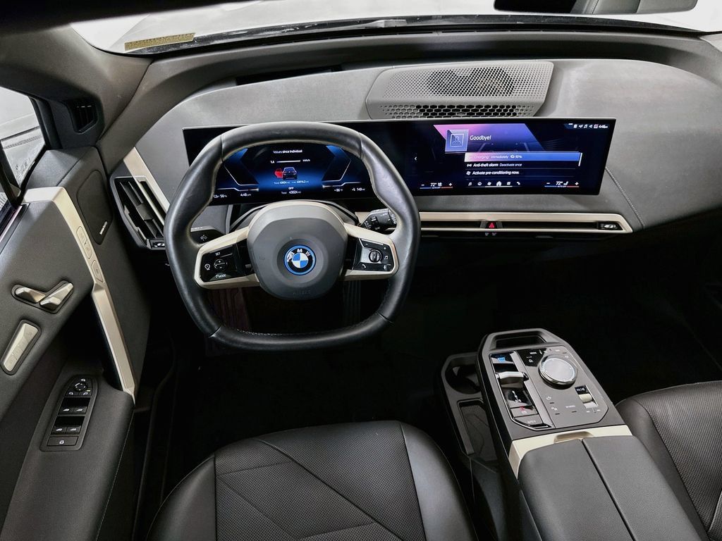 Used 2024 BMW iX xDrive50 w/ Premium Package AWD/4WD image 22
