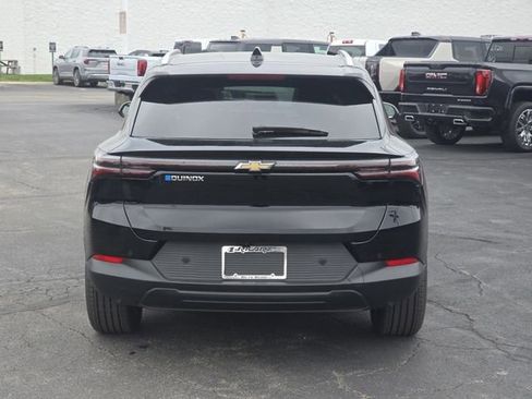 New 2026 Chevrolet Equinox EV LT FWD image 15