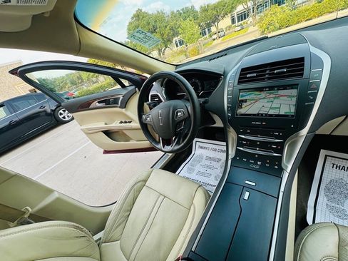 Used 2015 Lincoln MKZ Hybrid w/ Equipment Group 202A Reserve FWD image 30