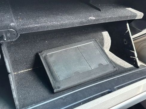 Used 2014 Ford Explorer XLT w/ Equipment Group 201A image 27