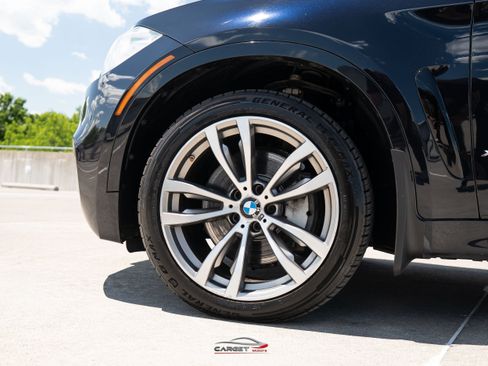 Used 2017 BMW X6 xDrive50i w/ Dynamic Handling Package AWD/4WD image 10
