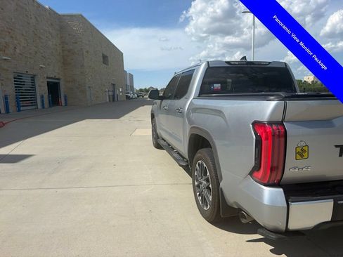 Used 2024 Toyota Tundra Limited AWD/4WD image 10