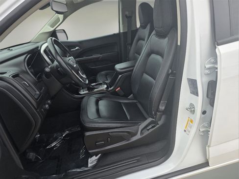 Used 2022 GMC Canyon Elevation w/ Elevation Premium Package image 5