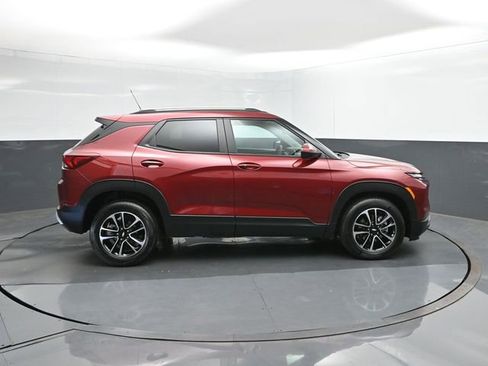 Used 2025 Chevrolet TrailBlazer LT image 15