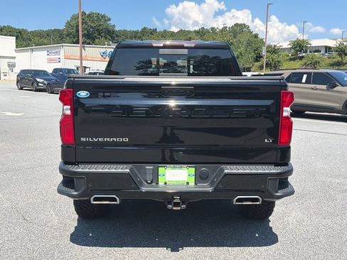 Used 2024 Chevrolet Silverado 1500 LT Trail Boss w/ Convenience Package II AWD/4WD image 7