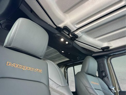 New 2026 Jeep Gladiator Mojave image 16