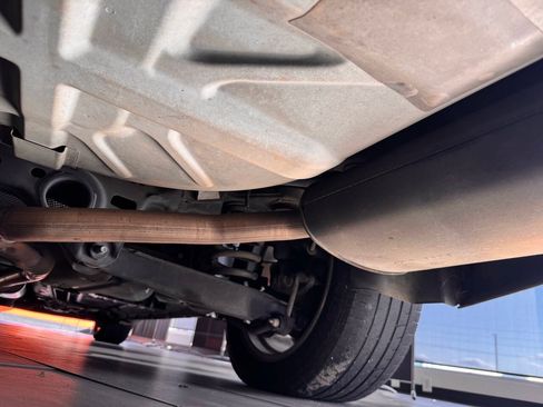 Used 2014 Ford Taurus SEL w/ Equipment Group 201A FWD image 26