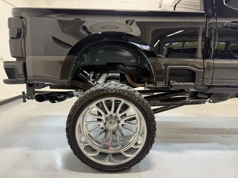 Used 2024 Ford F250 King Ranch image 21